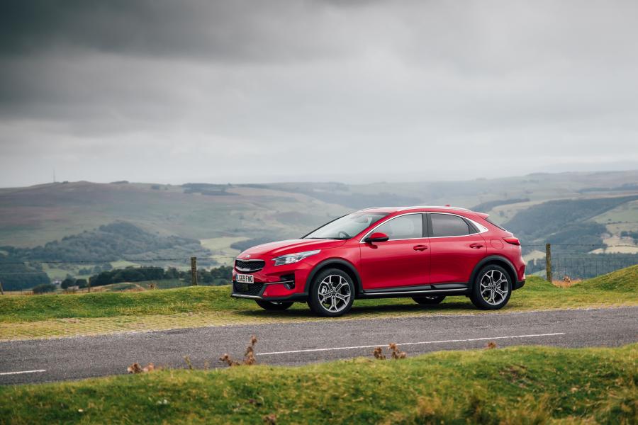  Kia XCeed 1.6 CRDi 2019 года  (UK) (фото 2 из 107)